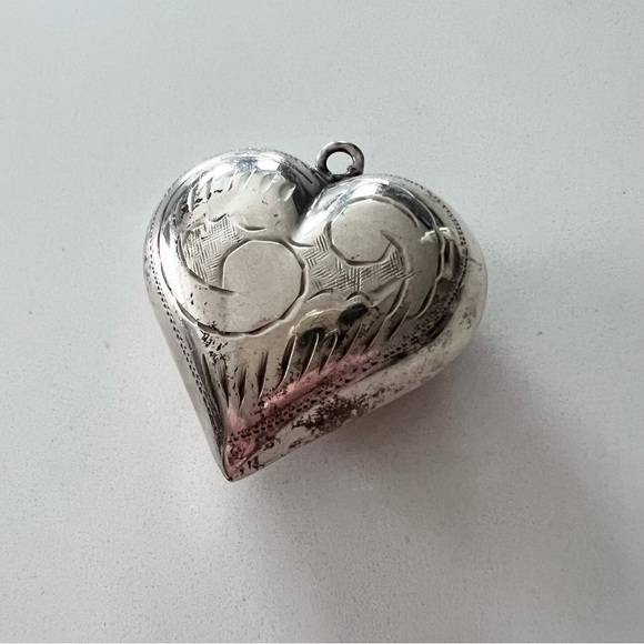 Vintage Sterling Silver Puff Heart Pendant - Picture 2 of 3
